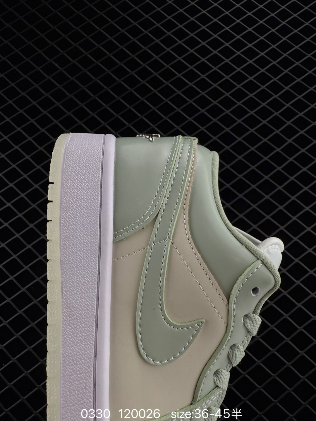 Air Jordan 1 Low AJ1